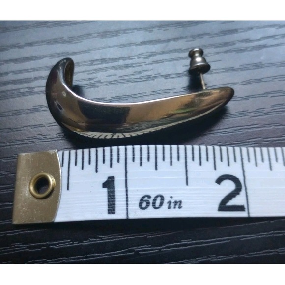 Vintage Gold Tone Modernist Crescent Post Earrings Sculptural Minimalist 1990s - Picture 4 of 4